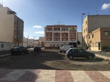 Residential land for sale in Roquetas de Mar ciudad
