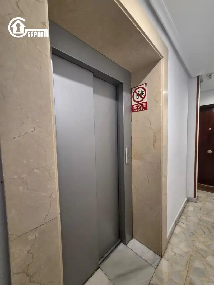 Piso en venta en Móstoles con Aire acondicionado, Calefacción y Terraza
