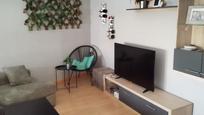 Living room of Flat for sale in Foz  with Heating, Furnished and Oven