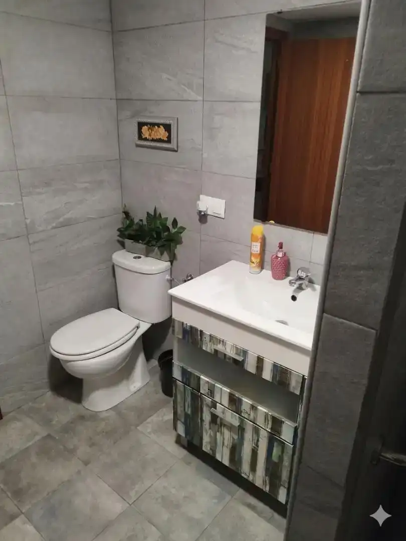 Bany de Pis en venda en Alicante / Alacant