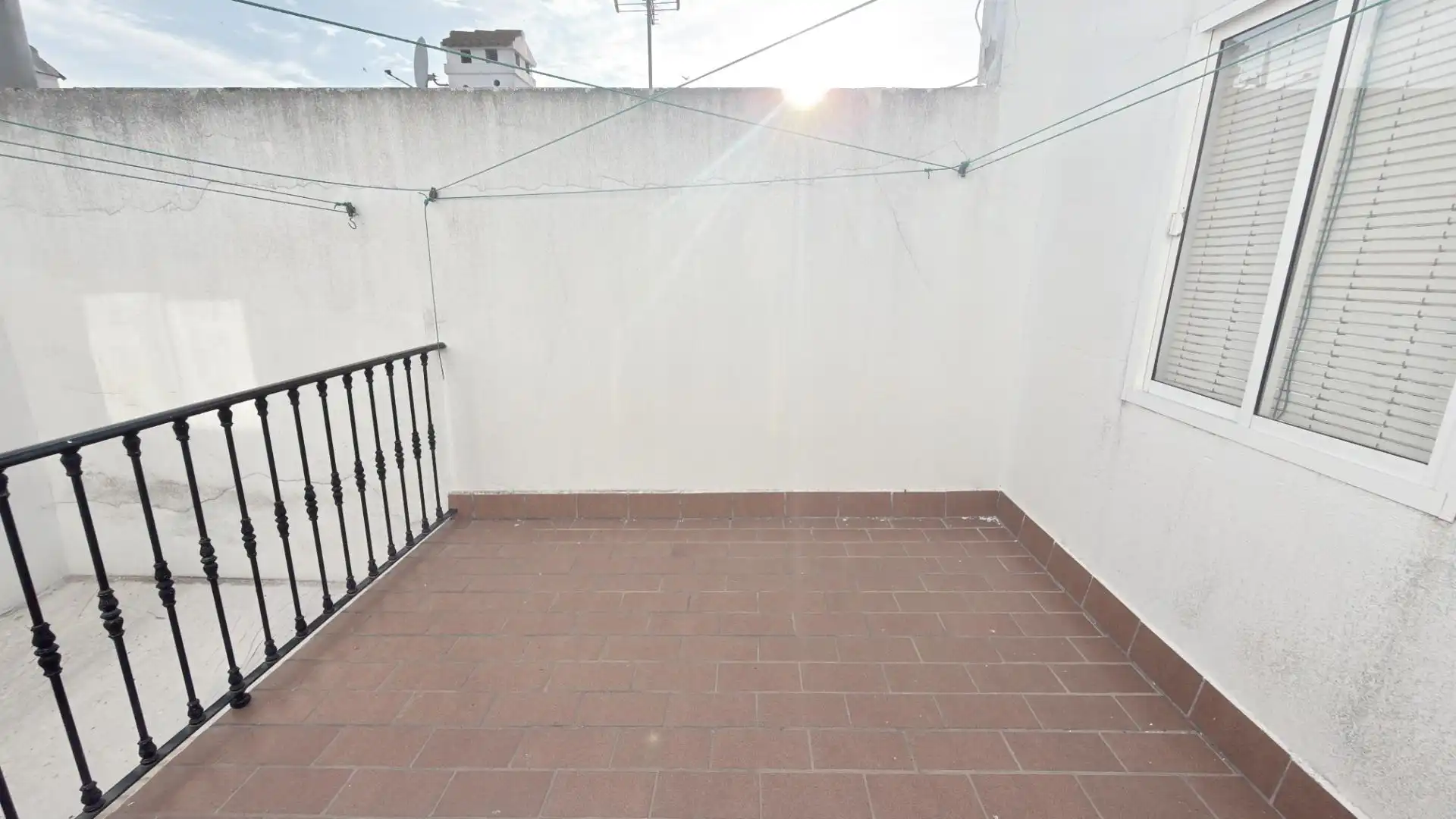 Terraza de Casa adosada en venta en Moguer con Terraza