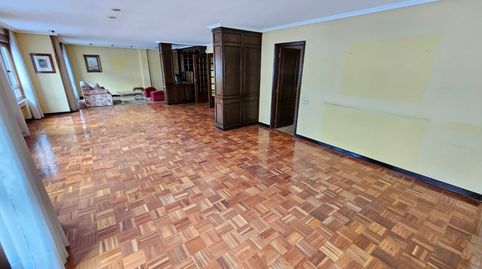 Foto 3 de Piso en venta en Calle Quirinal, Centro, Avilés
