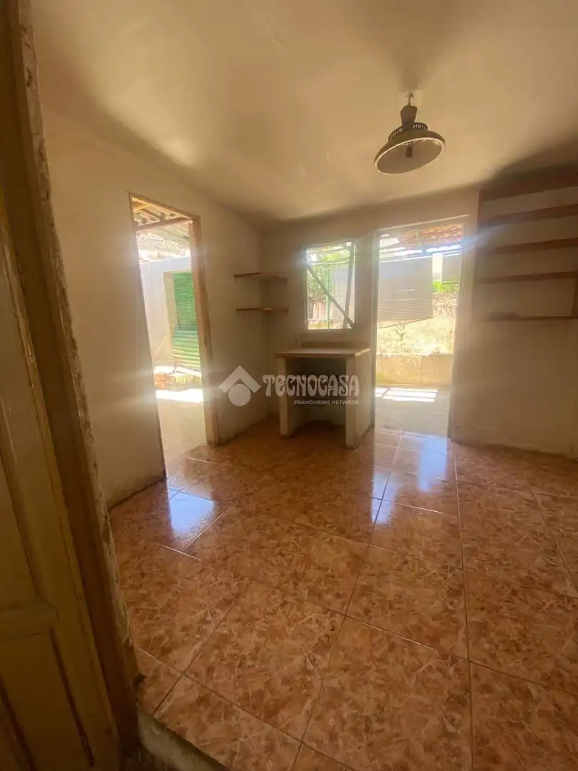 Casa adosada en venda en La Zubia amb Jardí privat i Terrassa