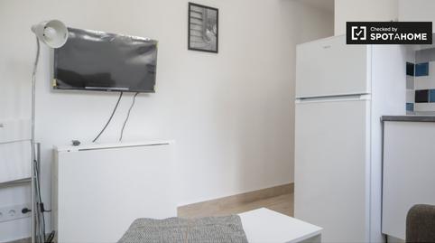 Foto 3 de Estudi per a compartir a Valdezarza, Madrid