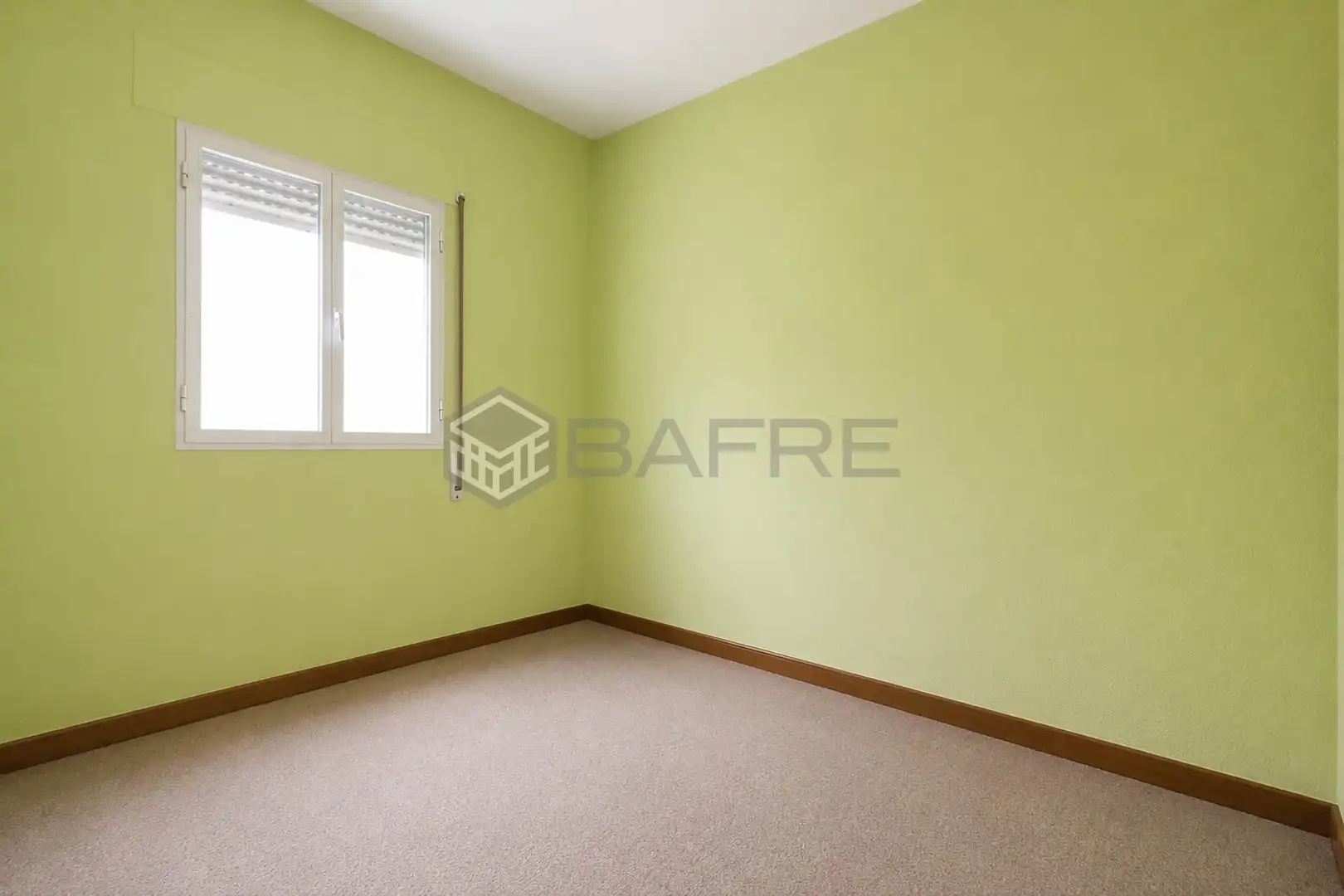Bedroom of Flat for sale in Madrid  with Air Conditioner, Heating and Private garden
