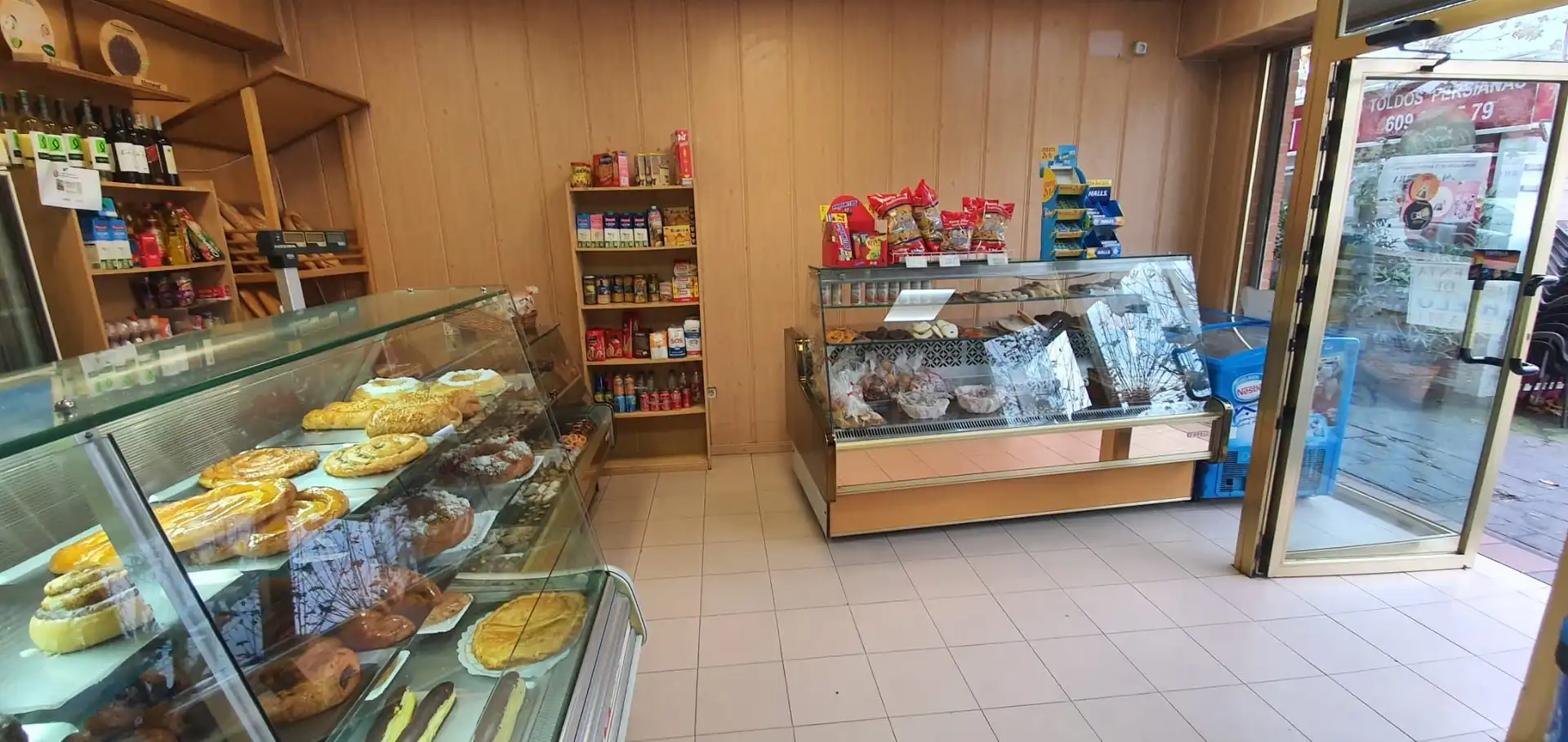 Commercial properties for sale in Collado Villalba  with Air Conditioner