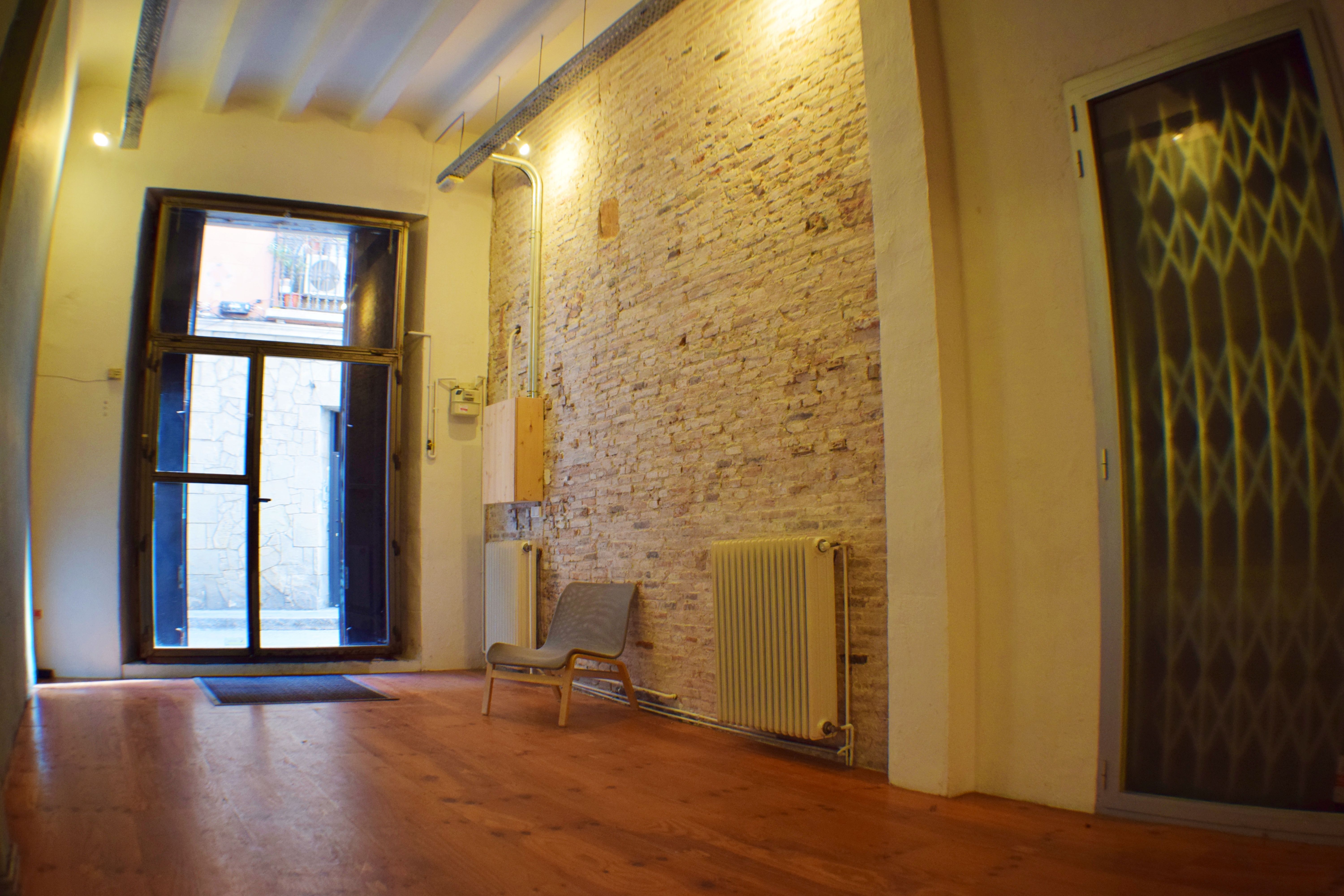 Premises for sale in  Barcelona Capital  with Air Conditioner
