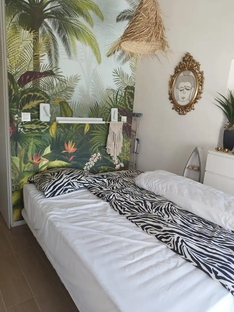 Habitación de Casa adosada en venta en Estepona con Aire acondicionado, Jardín privado y Terraza