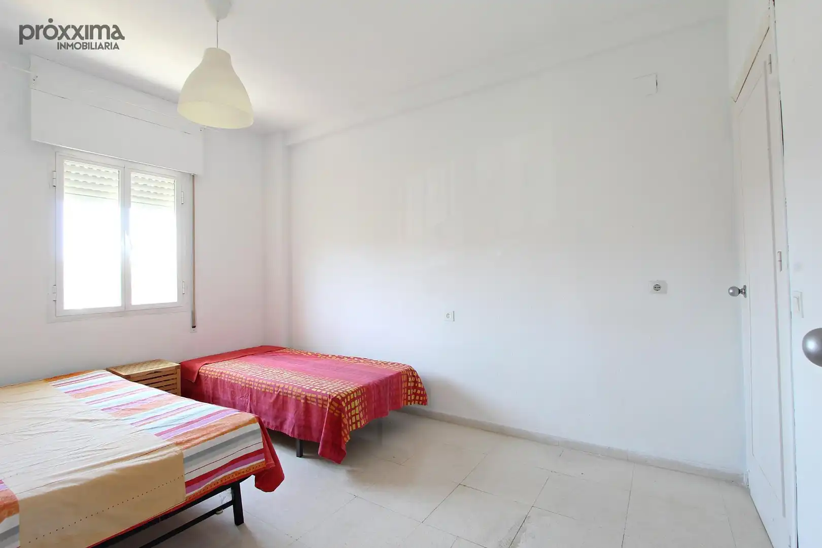 Habitación de Piso en venta en Sevilla con Aire acondicionado y Balcón