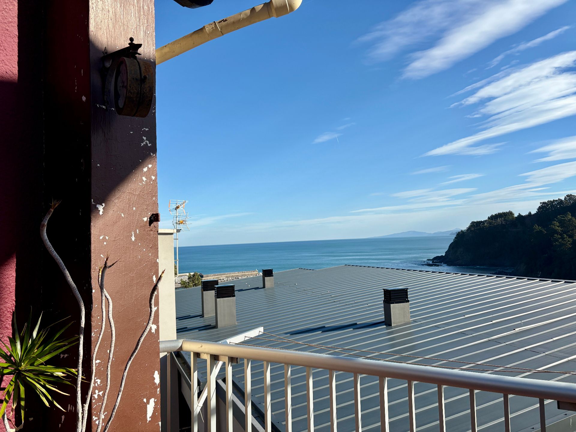 Exterior view of Flat for sale in Mutriku  with Heating, Terrace and Furnished