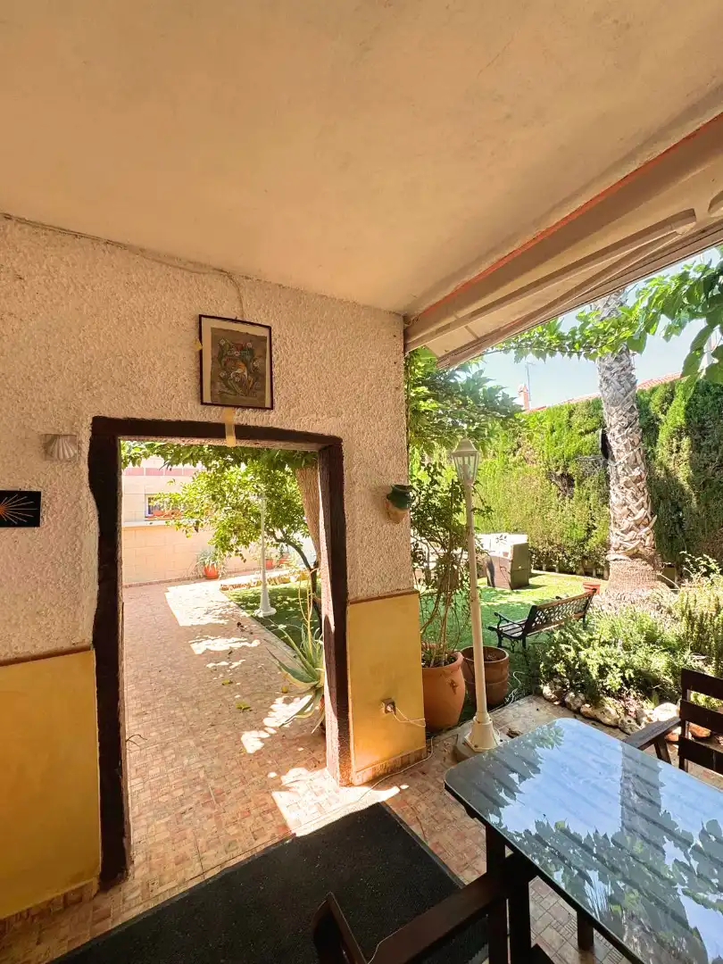 Jardí de Casa adosada en venda en San Pedro del Pinatar amb Aire condicionat, Calefacció i Jardí privat