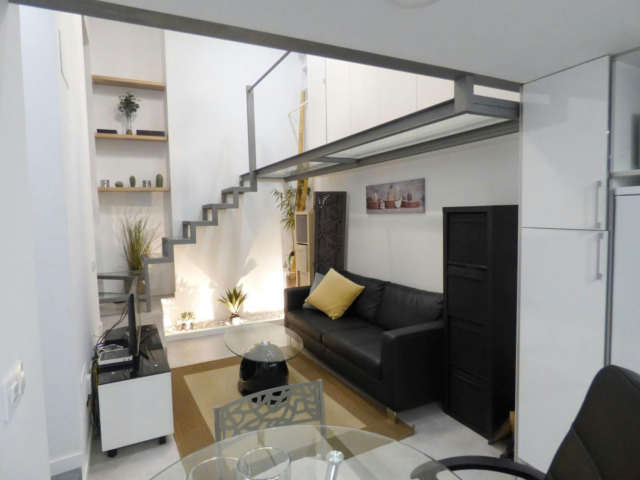 Sala de estar de Piso de alquiler en  Madrid Capital con Aire acondicionado, Calefacción y Amueblado