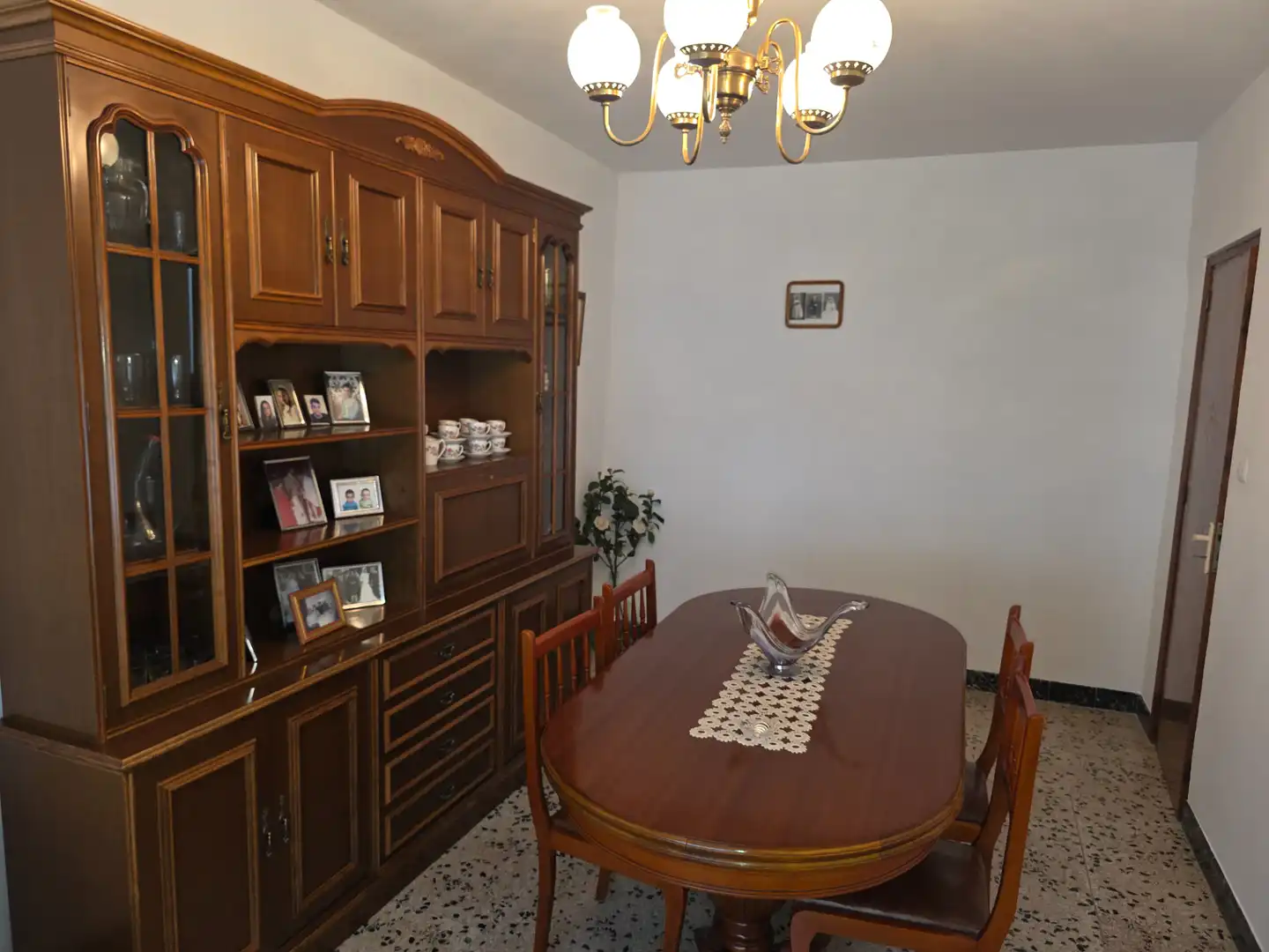Menjador de Casa adosada en venda en Vilalba amb Traster i Moblat