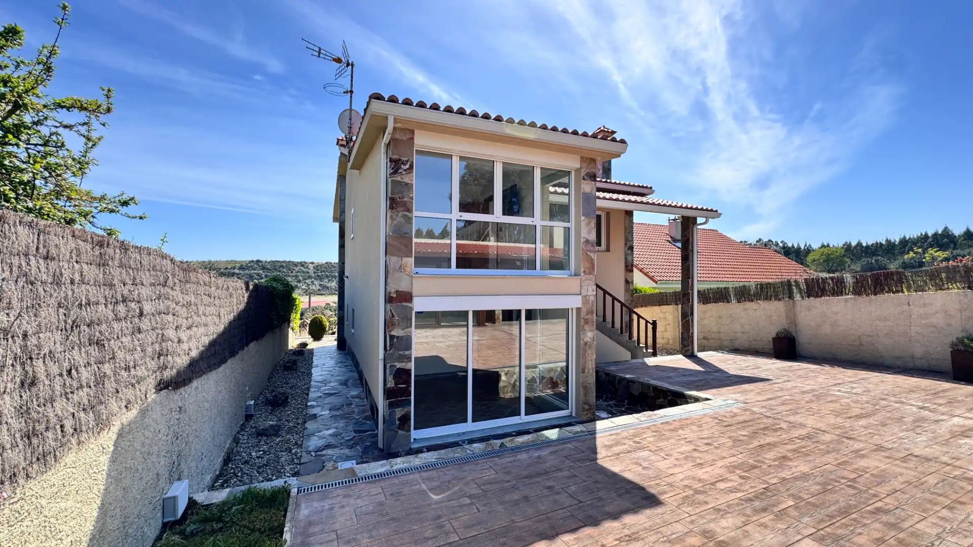 Exterior view of Houses for sale in Arteixo  with Heating, Private garden and Terrace