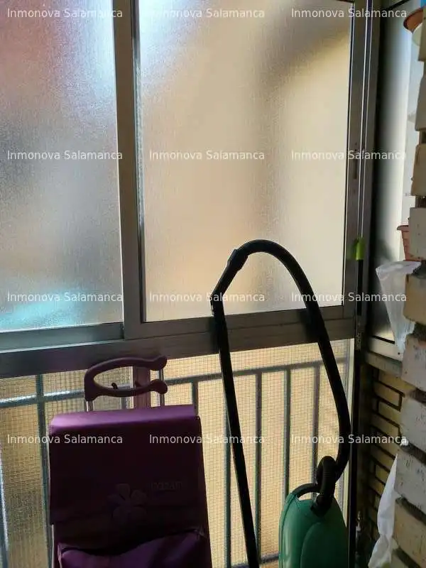 Vista exterior de Piso en venta en Cabrerizos con Calefacción, Terraza y Amueblado