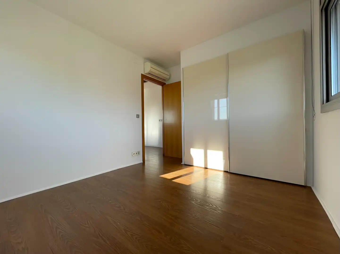 Villa mit Terrasse zum Verkauf in Corbera de Llobregat, imagen 37