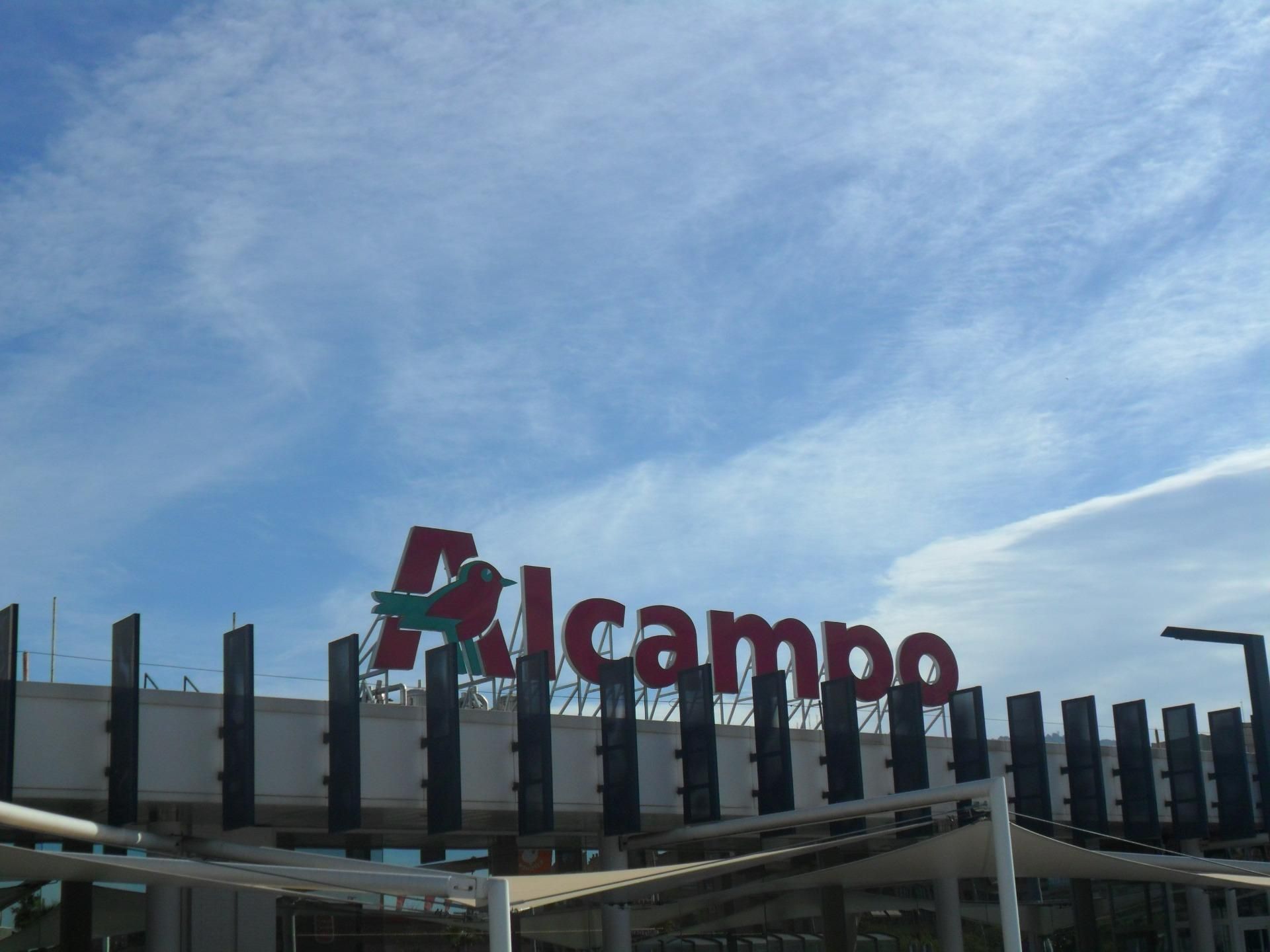 Vista exterior de Pis de lloguer en  Granada Capital amb Terrassa