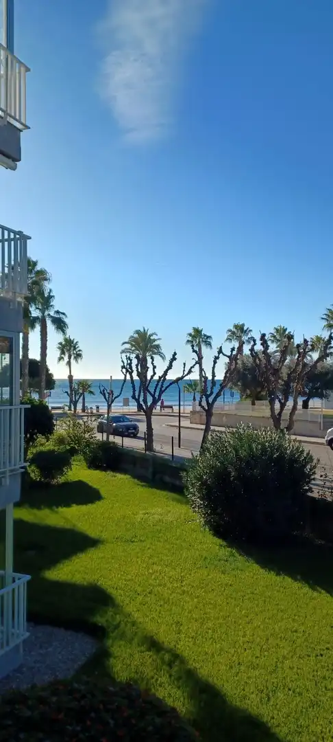 Vista exterior de Apartamento en venta en Cambrils con Aire acondicionado y Calefacción
