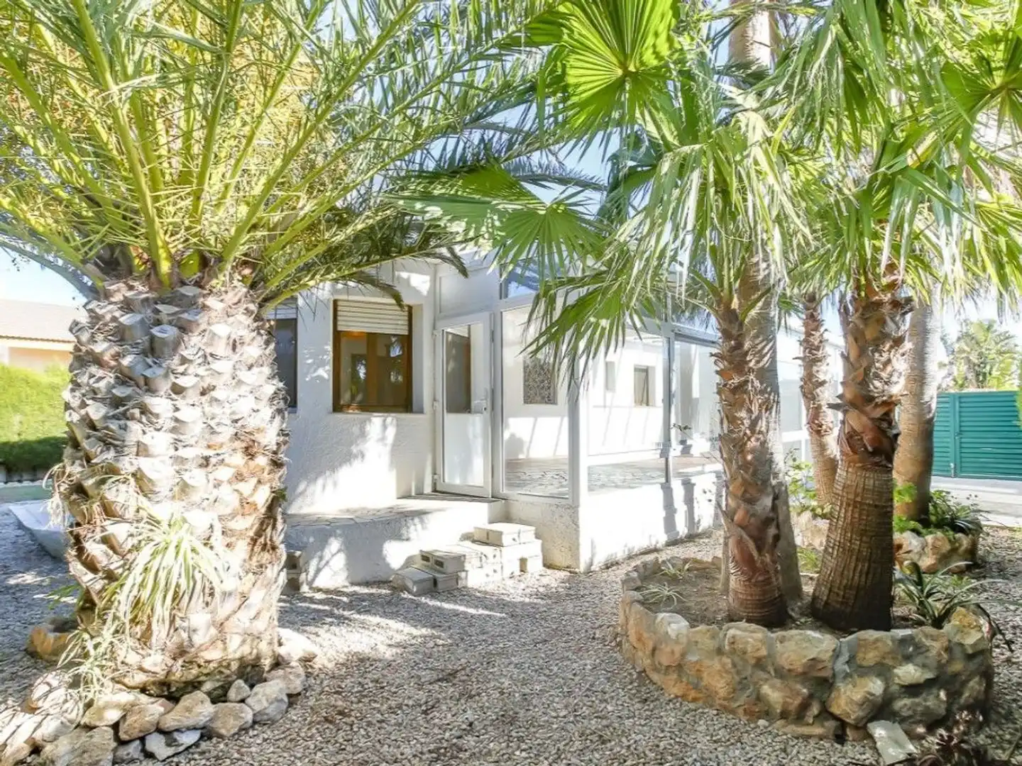 Vista exterior de Casa o chalet en venta en Deltebre con Aire acondicionado, Trastero y Balcón