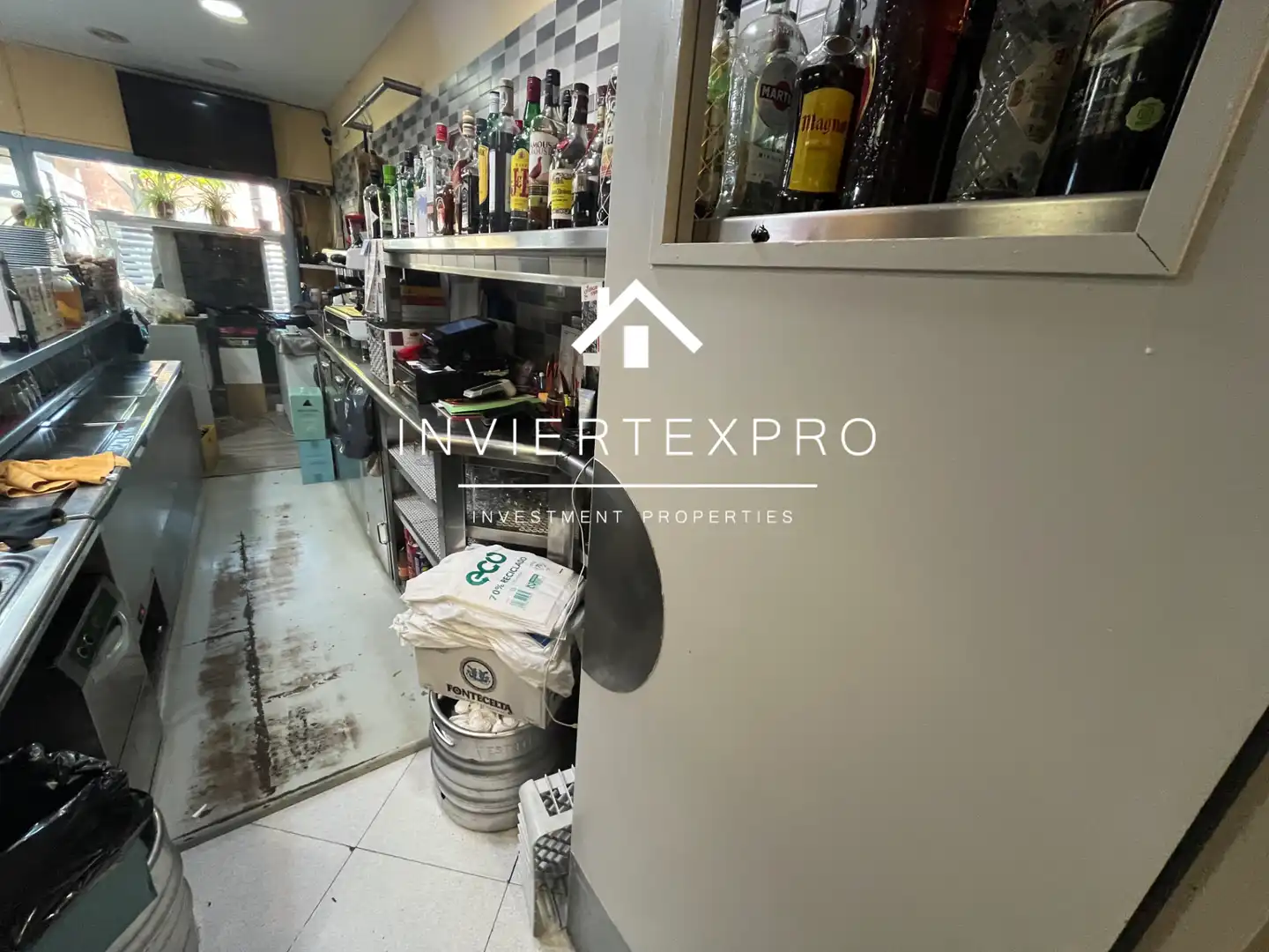 Business premises for transfer in Carrer dels Marquesos de Barberà, imagen 14
