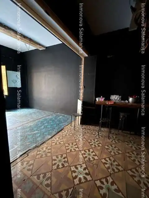 Local de lloguer en Salamanca amb Terrassa