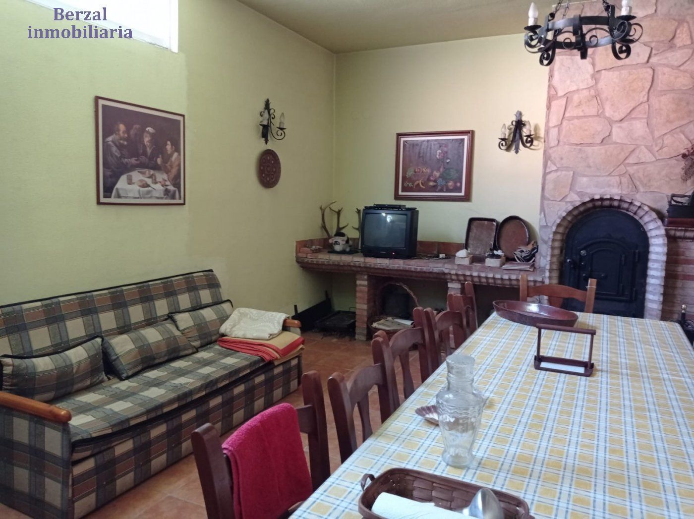 Dining room of Residential for sale in Villamediana de Iregua