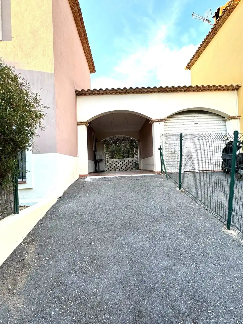 Casa o chalet de alquiler en Mutxamel con Aire acondicionado, Calefacción y Jardín privado
