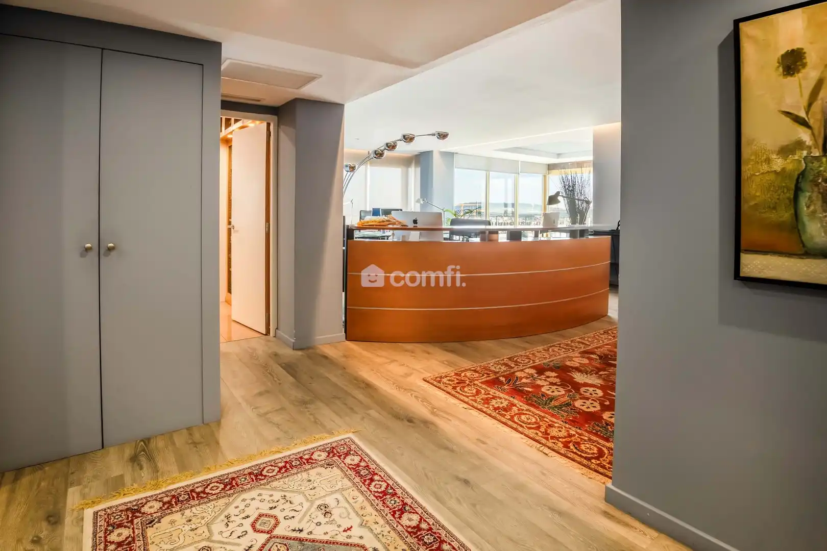 Wohnung zum Verkauf in Barcelona mit Klimaanlage, Heizung und Terrasse