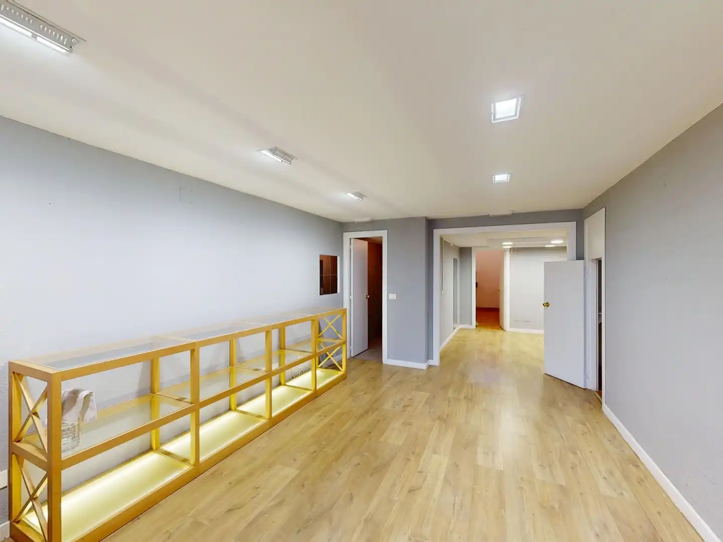 Business premises for sale in Avenida Álvaro Cunqueiro, imagen 4