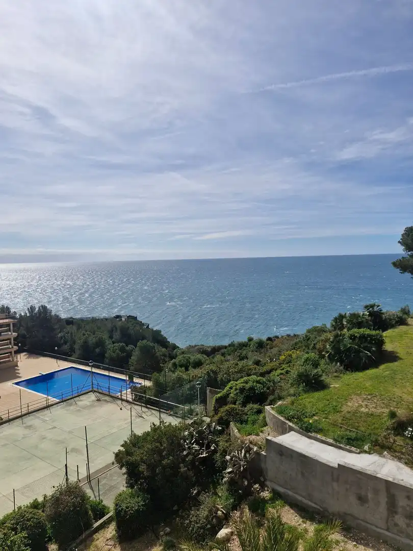 Piscina de Apartament en venda en Salou amb Aire condicionat, Terrassa i Traster