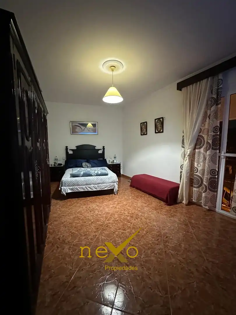 Habitación de Casa o chalet en venta en Lora del Río con Balcón