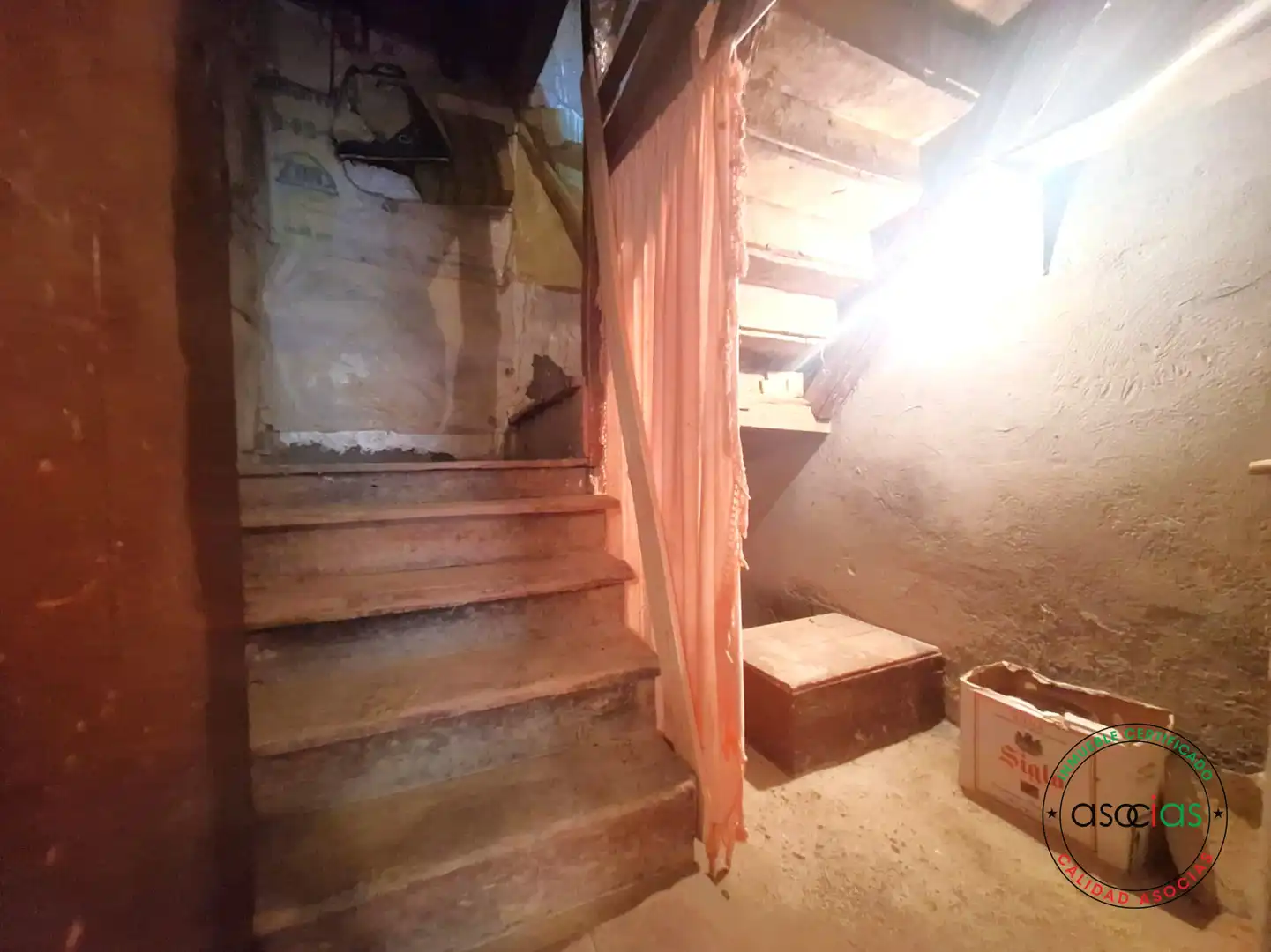 Detached homes for sale in Sahagún  with Heating, Private garden and Storage room