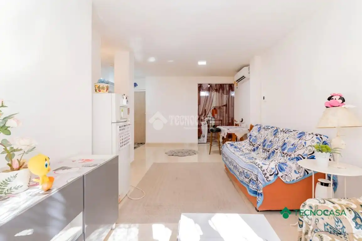 Sala de estar de Piso en venta en Roquetas de Mar