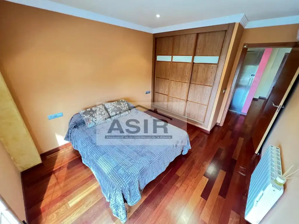 Dormitori de Casa o xalet en venda en Carcaixent amb Aire condicionat, Terrassa i Piscina