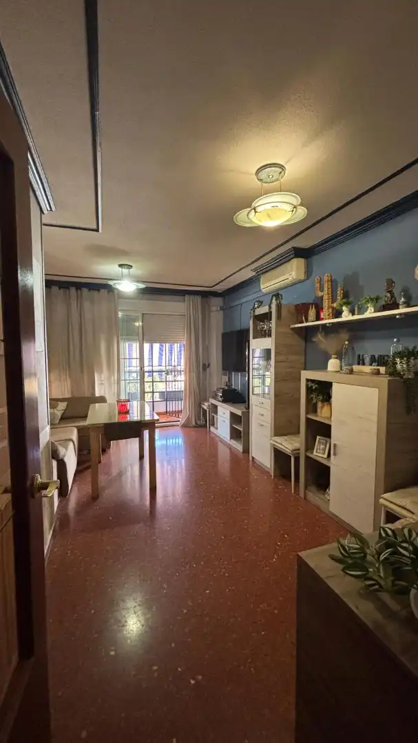 Flat for sale in Poniente-Norte - Miralbaida - Parque Azahara