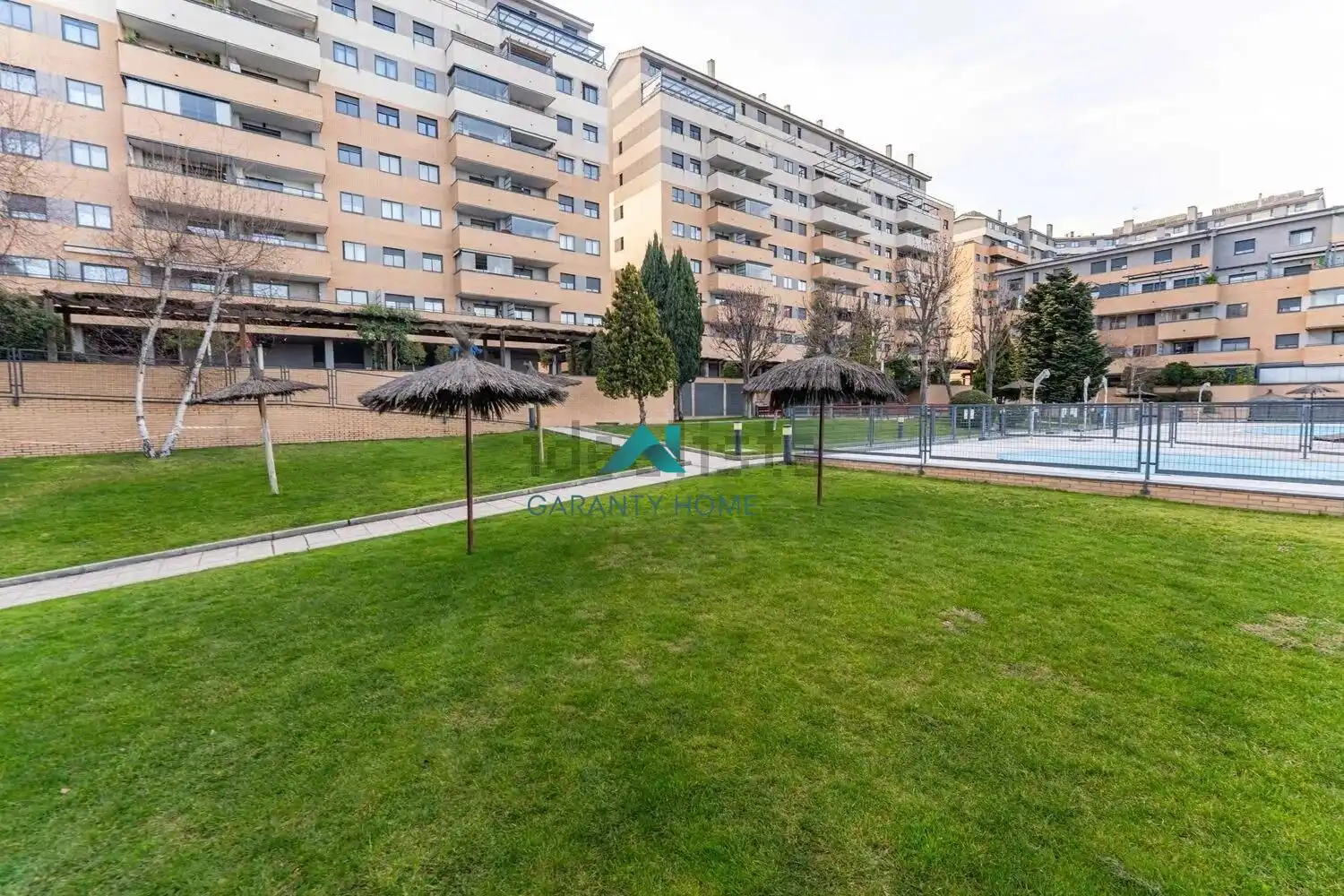 Appartamento con terrazza in vendita a Parque Oeste - Fuente Cisneros