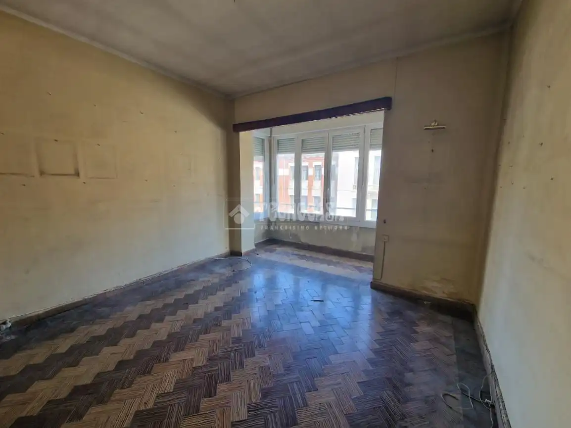 Sala de estar de Piso en venta en Palencia con Calefacción, Trastero y Balcón