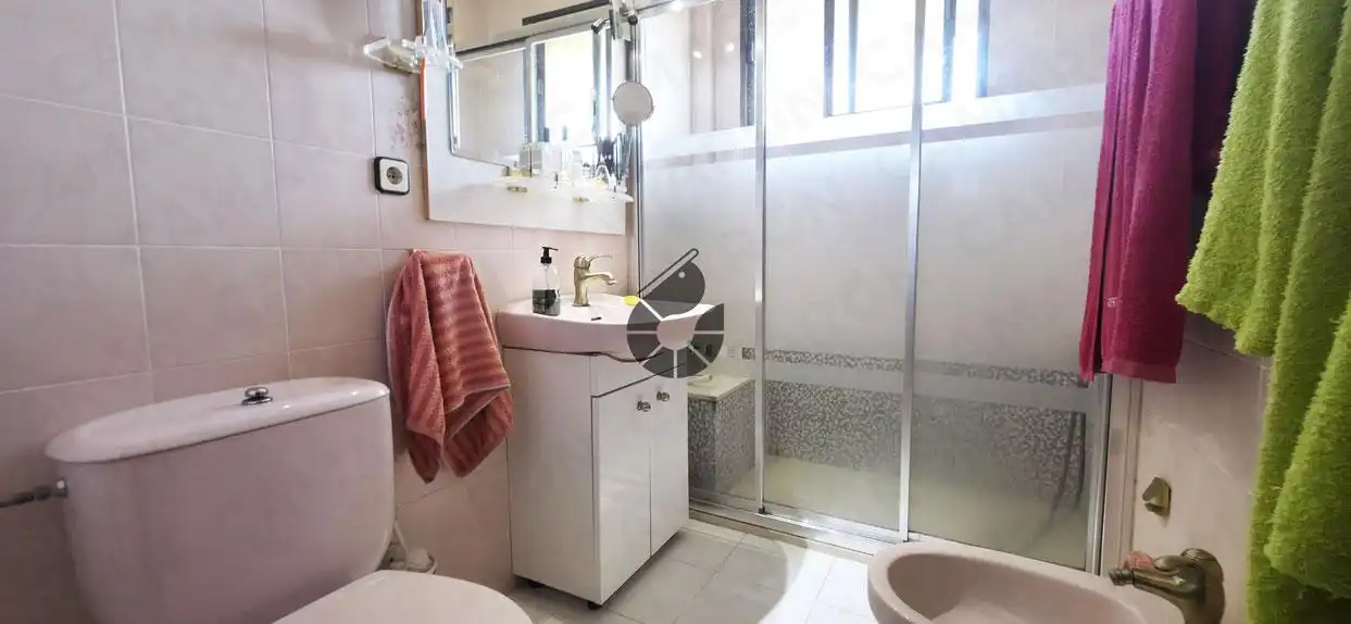 Baño de Casa o chalet en venta en Palomares del Río con Aire acondicionado, Jardín privado y Piscina