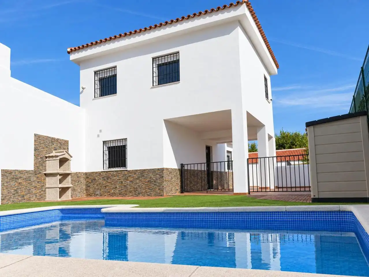 Schwimmbecken von Haus oder Chalet zum Verkauf in El Ronquillo, Sevilla