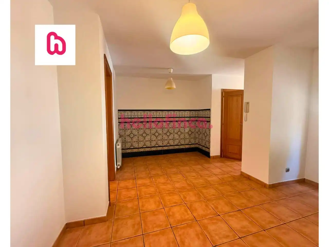 Wohnung zum Verkauf in Badalona mit Heizung, Privatgarten und Terrasse