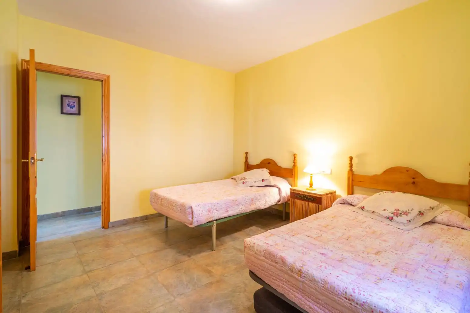 Dormitori de Casa o xalet en venda en Mula amb Parquet, Terrassa i Moblat