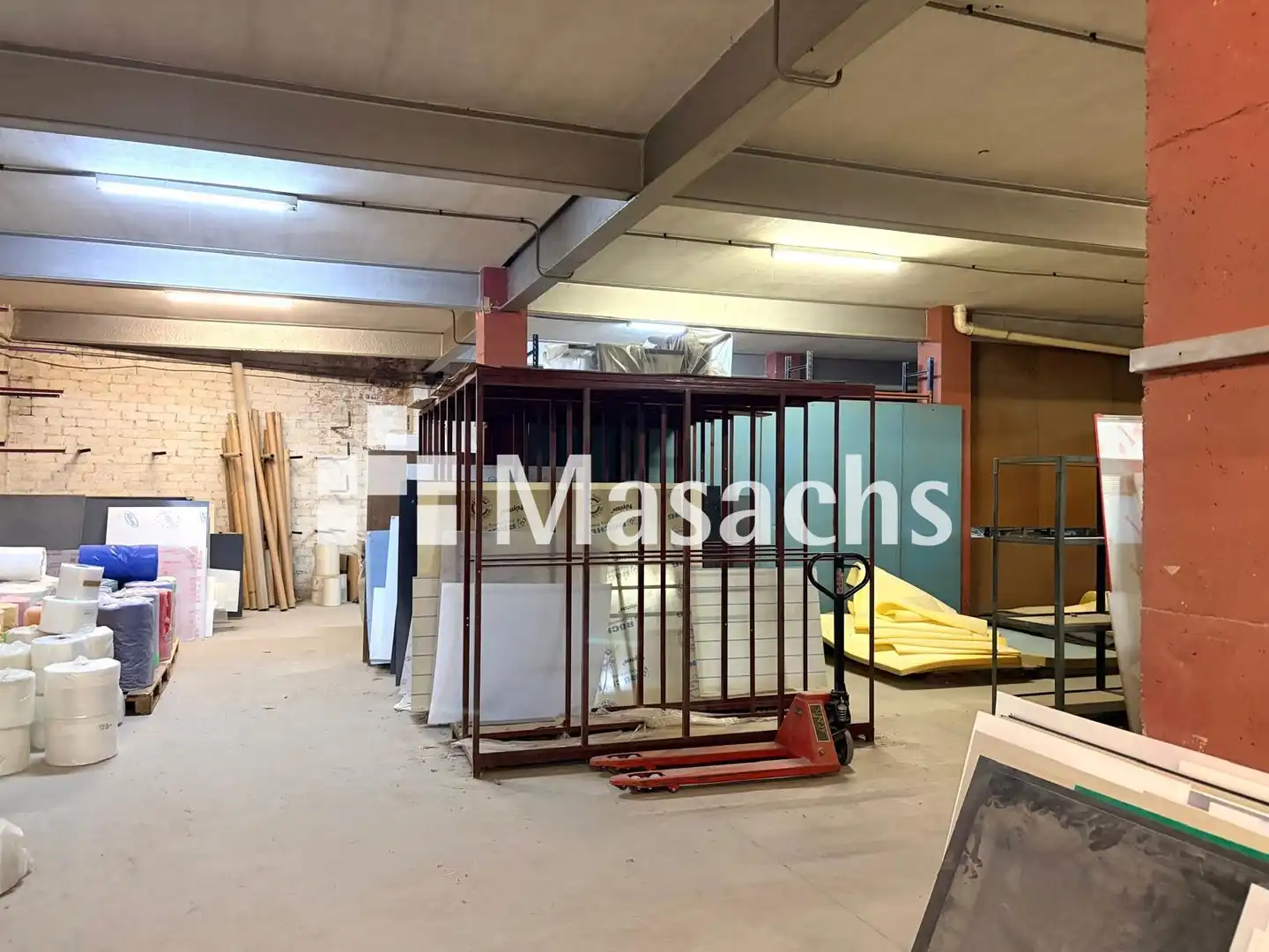 Nau industrial de lloguer en Sabadell