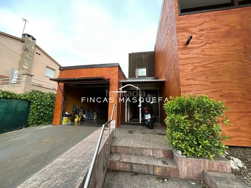 Casa amb jardí en venda a Sant Esteve Sesrovires, imagen 4