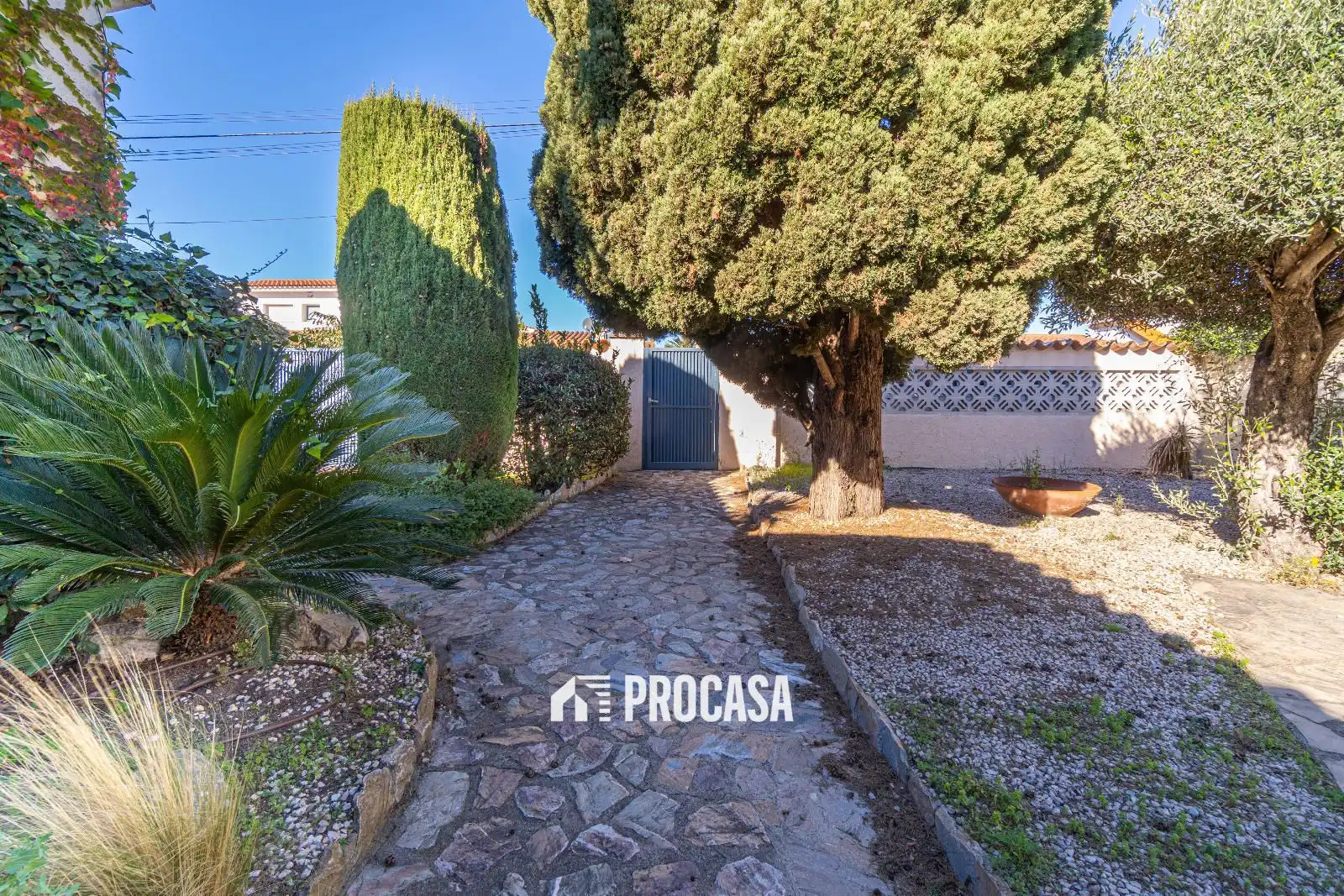 Vista exterior de Casa o xalet en venda en Empuriabrava amb Aire condicionat, Calefacció i Traster