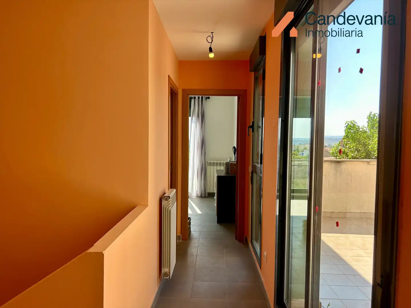 Terrassa de Casa adosada en venda en San Mateo de Gállego amb Aire condicionat, Calefacció i Jardí privat