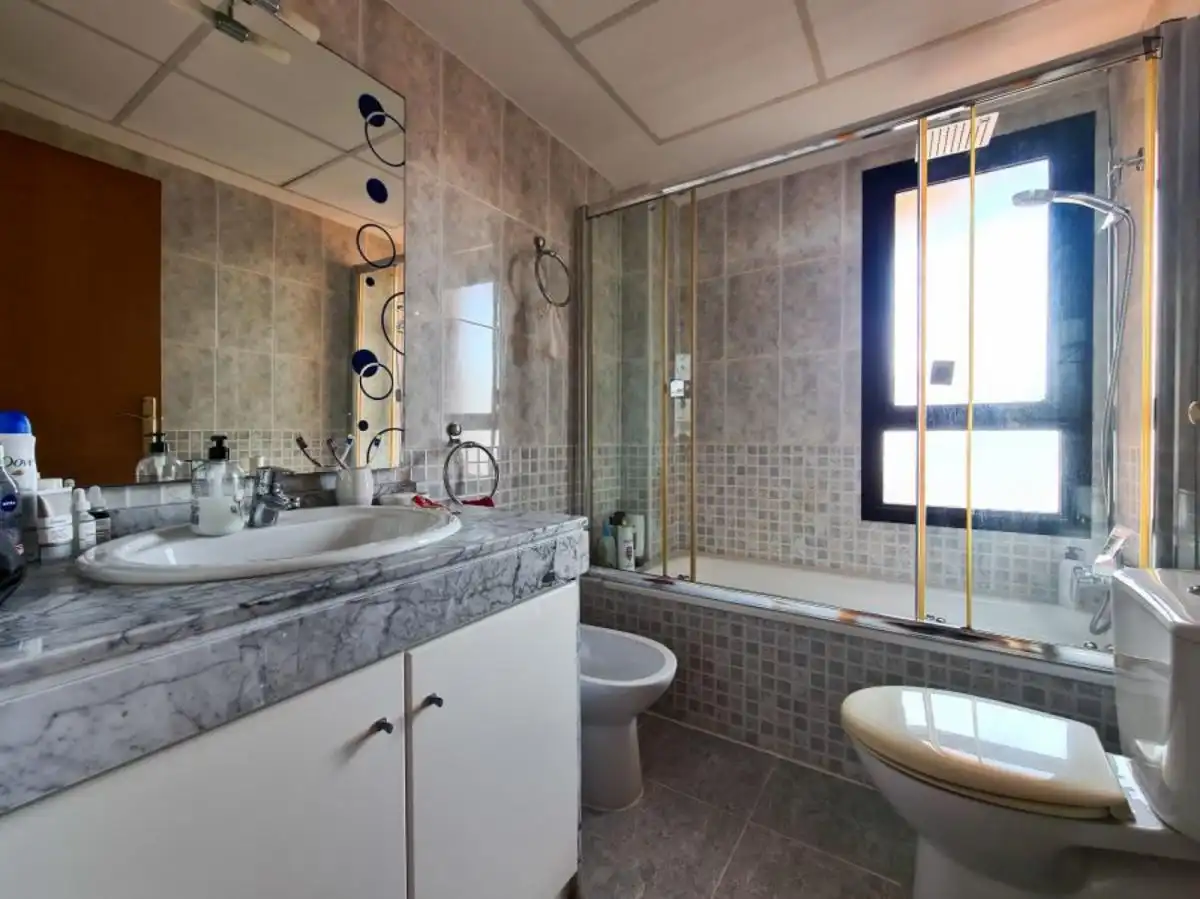 Habitació a Sant Llorenç - Zona Alfahuir