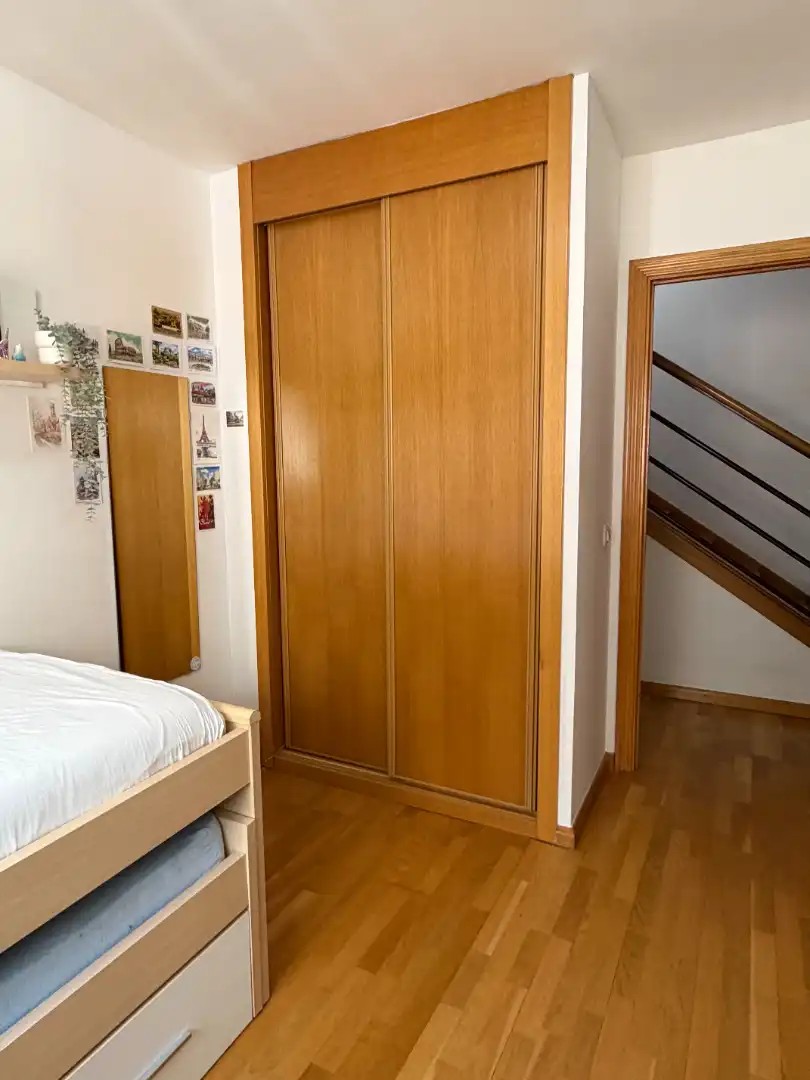 Dormitori de Casa o xalet en venda en Alcalá de Henares amb Aire condicionat, Calefacció i Jardí privat