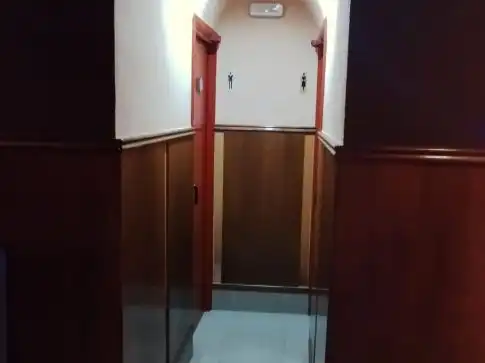 Local en venda en Cadalso de los Vidrios amb Calefacció i Moblat
