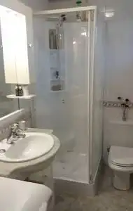 Baño de Casa adosada en venta en Haría con Jardín privado, Terraza y Trastero