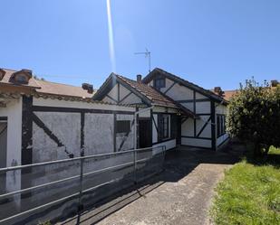 Exterior view of House or chalet for sale in Piélagos  with Heating, Private garden and Terrace